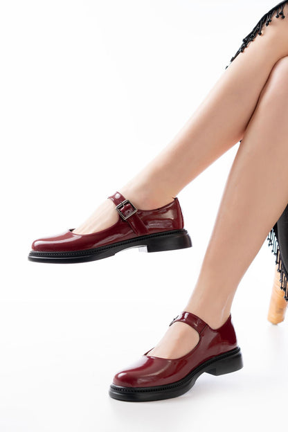 Ayakkabı Aşkı Bordo Rugan Günlük Bayan Ayakkabı