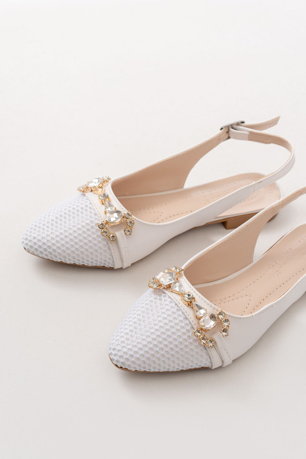 Ayakkabı Aşkı İNF-12 Beyaz Günlük Fileli Taş Aksesuarlı Kadın Babet - Ayakkabı Aşkı
