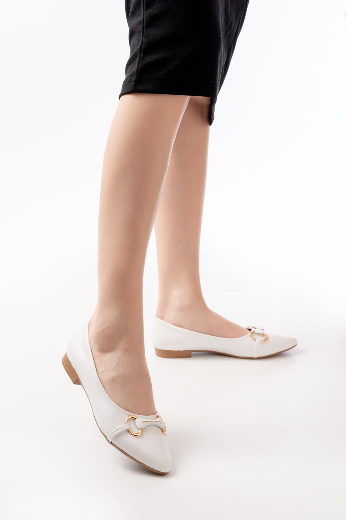 Ayakkabı Aşkı İNF-129 Beyaz Günlük Taş Aksesuarlı Babet - Ayakkabı Aşkı