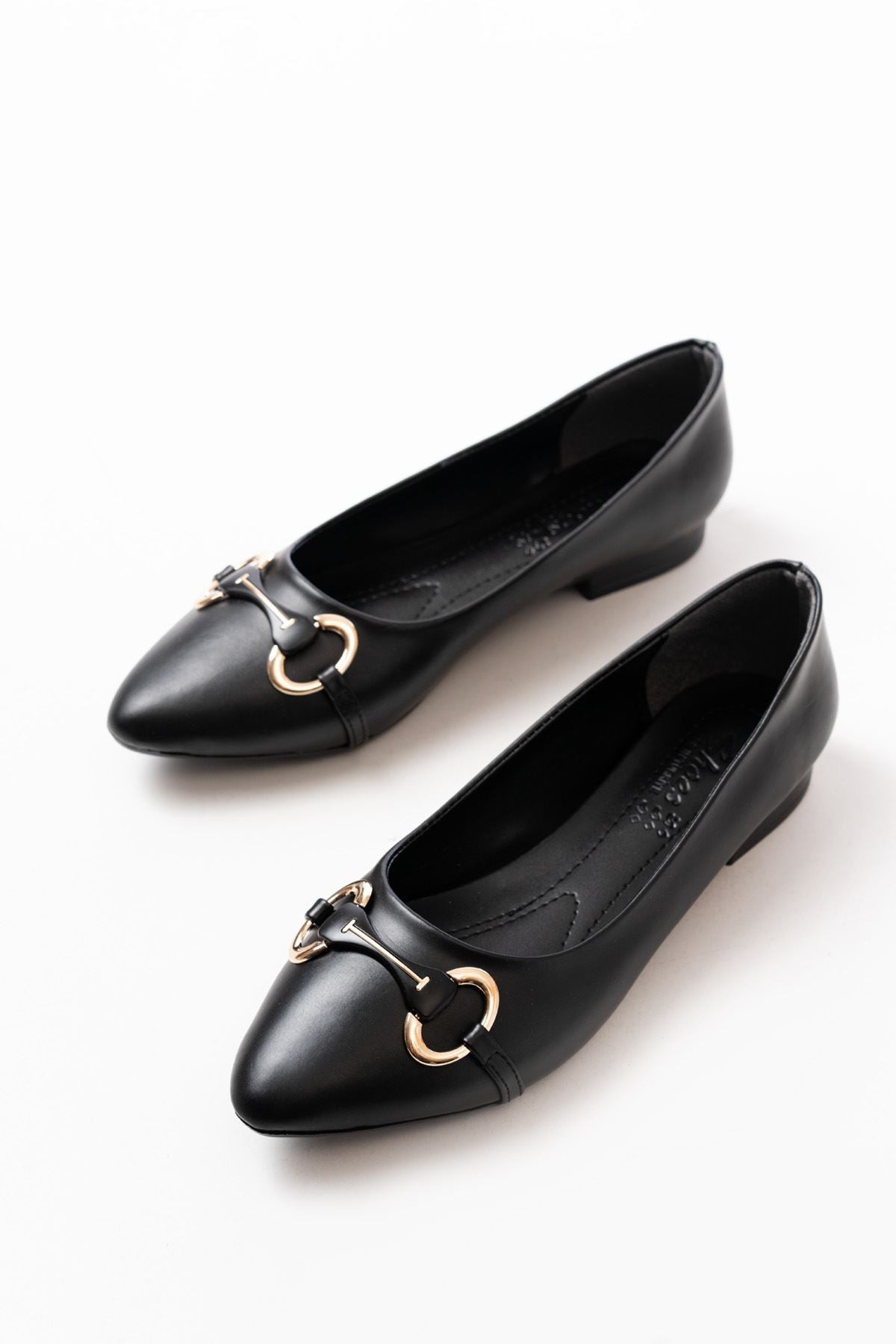 Ayakkabı Aşkı İNF-129 Siyah Günlük Taş Aksesuarlı Babet