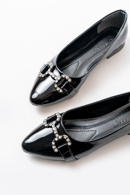 Ayakkabı Aşkı İNF-133 Siyah Rugan Taşlı Tokalı Günlük Kadın Babet