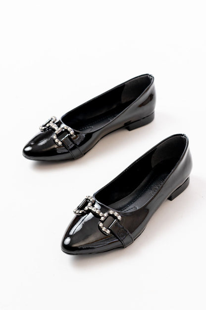 Ayakkabı Aşkı İNF-133 Siyah Rugan Taşlı Tokalı Günlük Kadın Babet