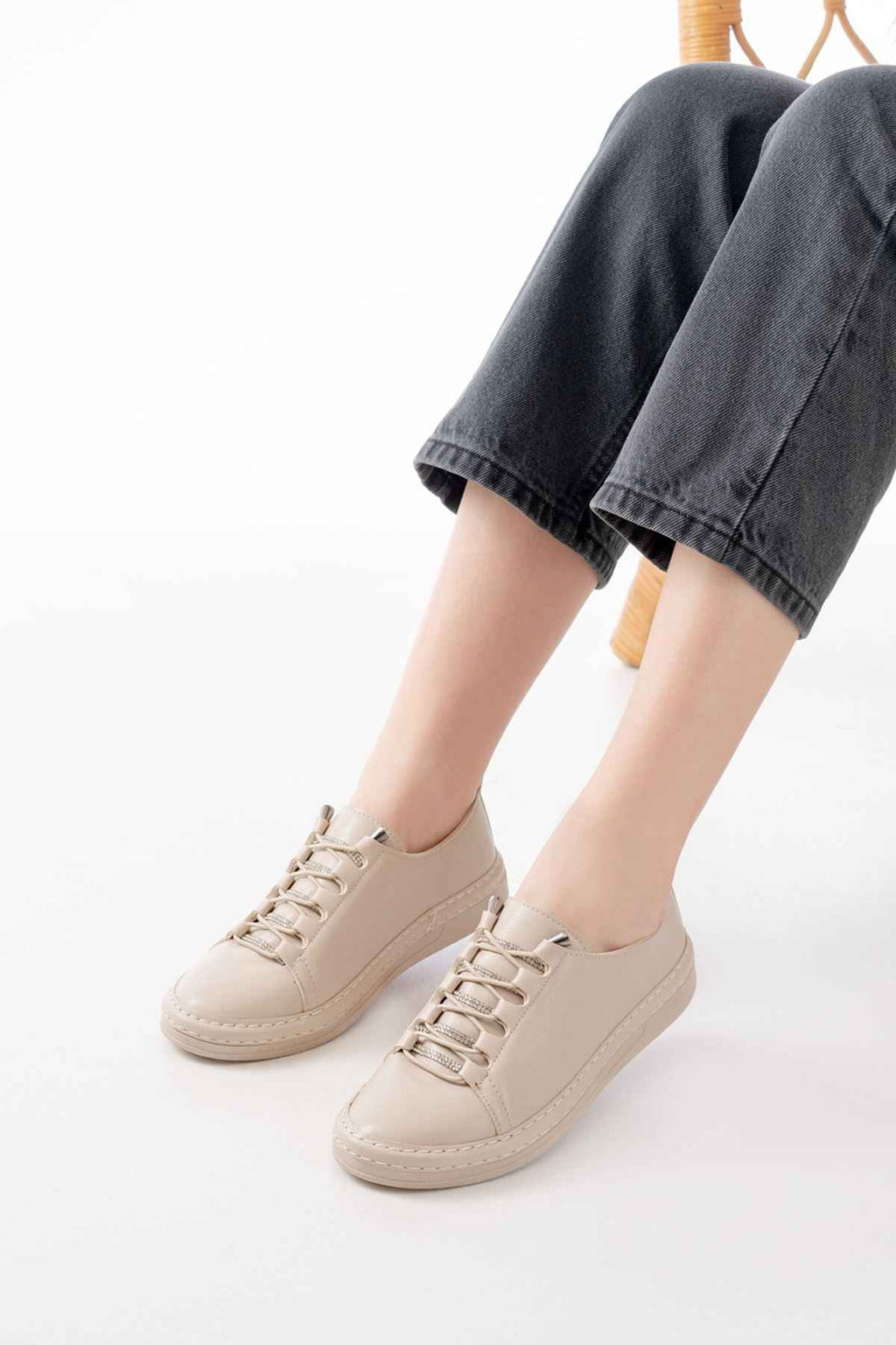 Ayakkabı Aşkı Mk-9026 Bej Bağcıklı  Taş Aksesuarlı Günlük Spor Ayakkabı