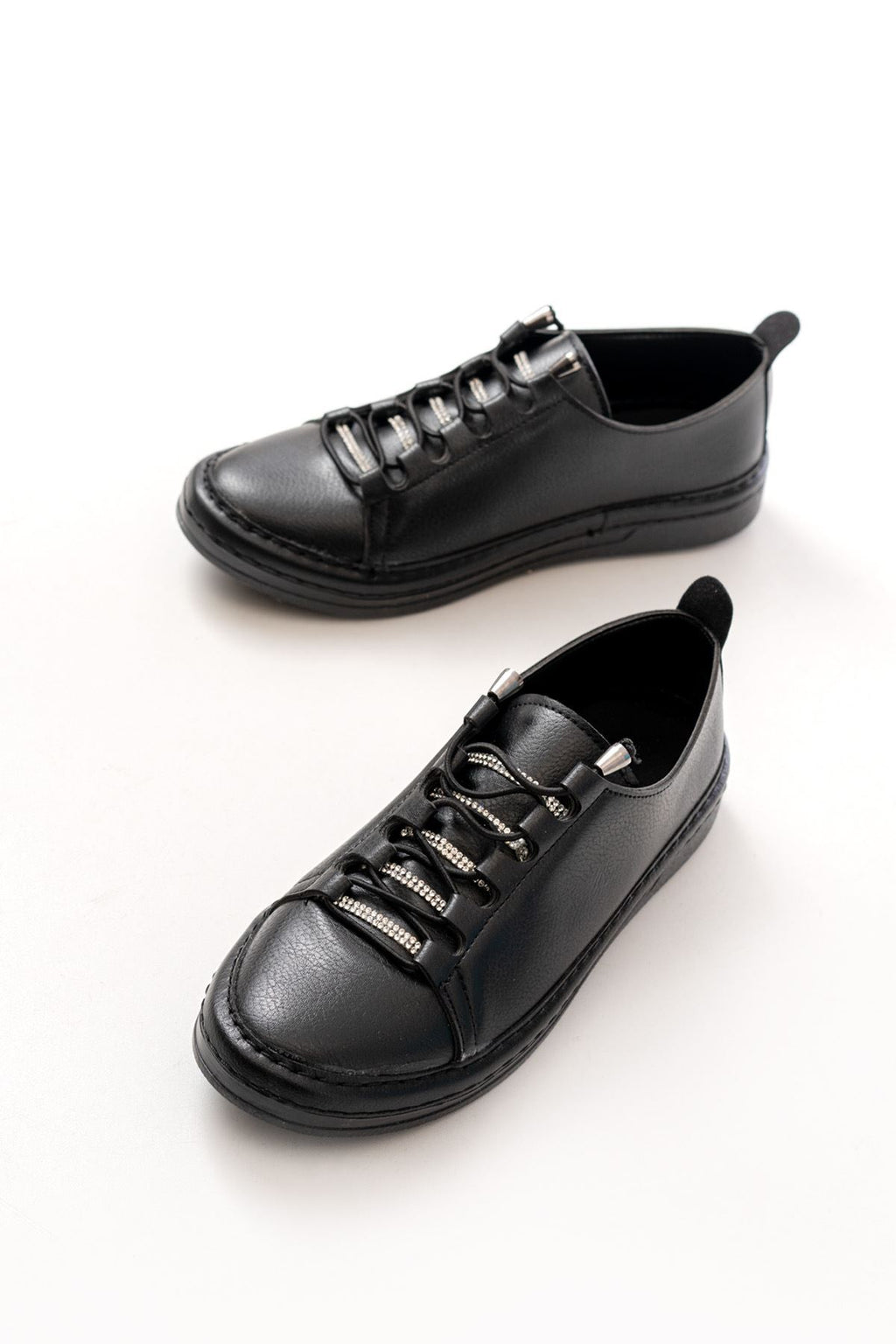 Ayakkabı Aşkı Siyah Bağcıklı Taş Aksesuarlı Günlük Spor Ayakkabı