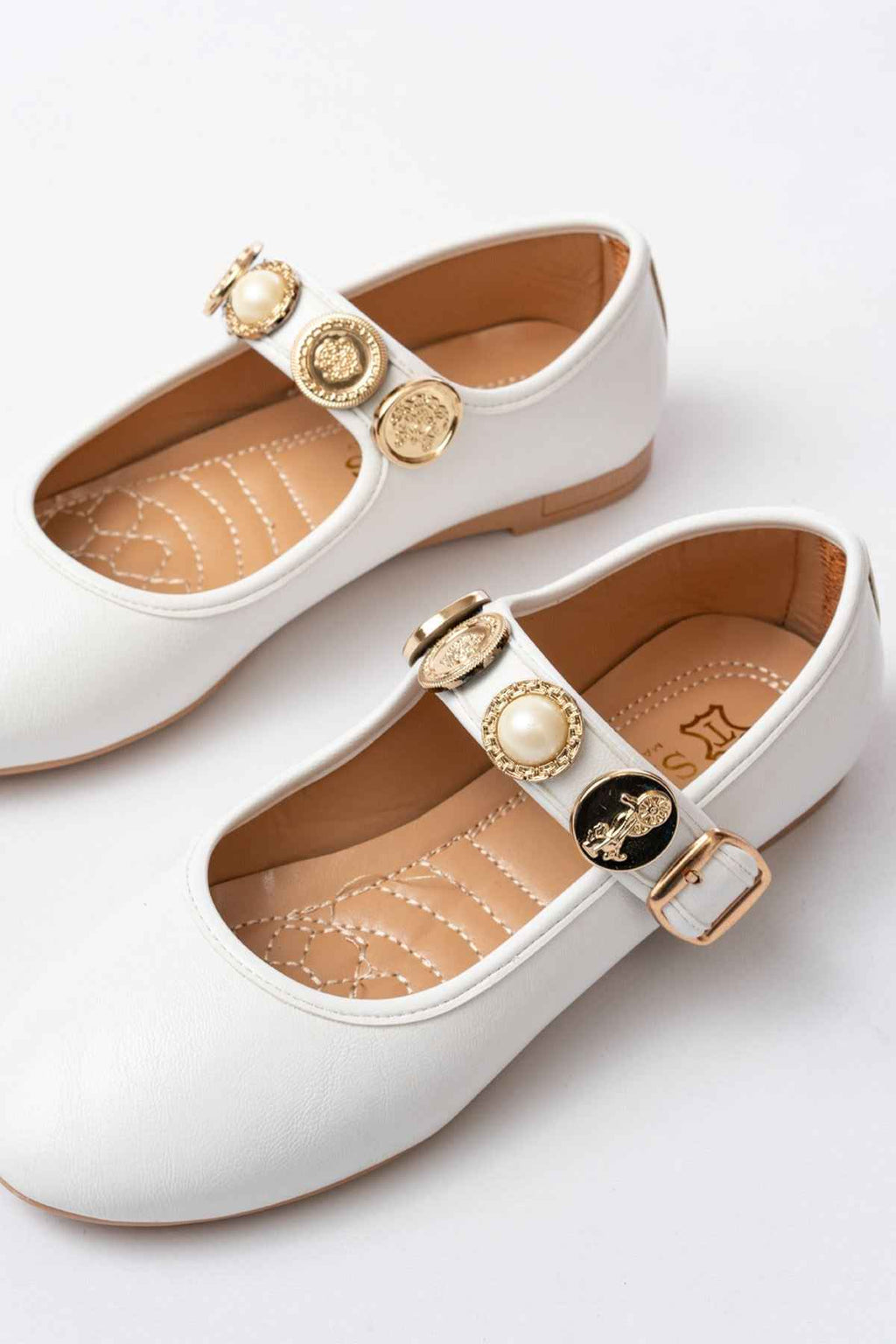 Ayakkabı Aşkı Inf-6363 Beyaz Baret Tokalı Günlük Bayan Ayakkabı