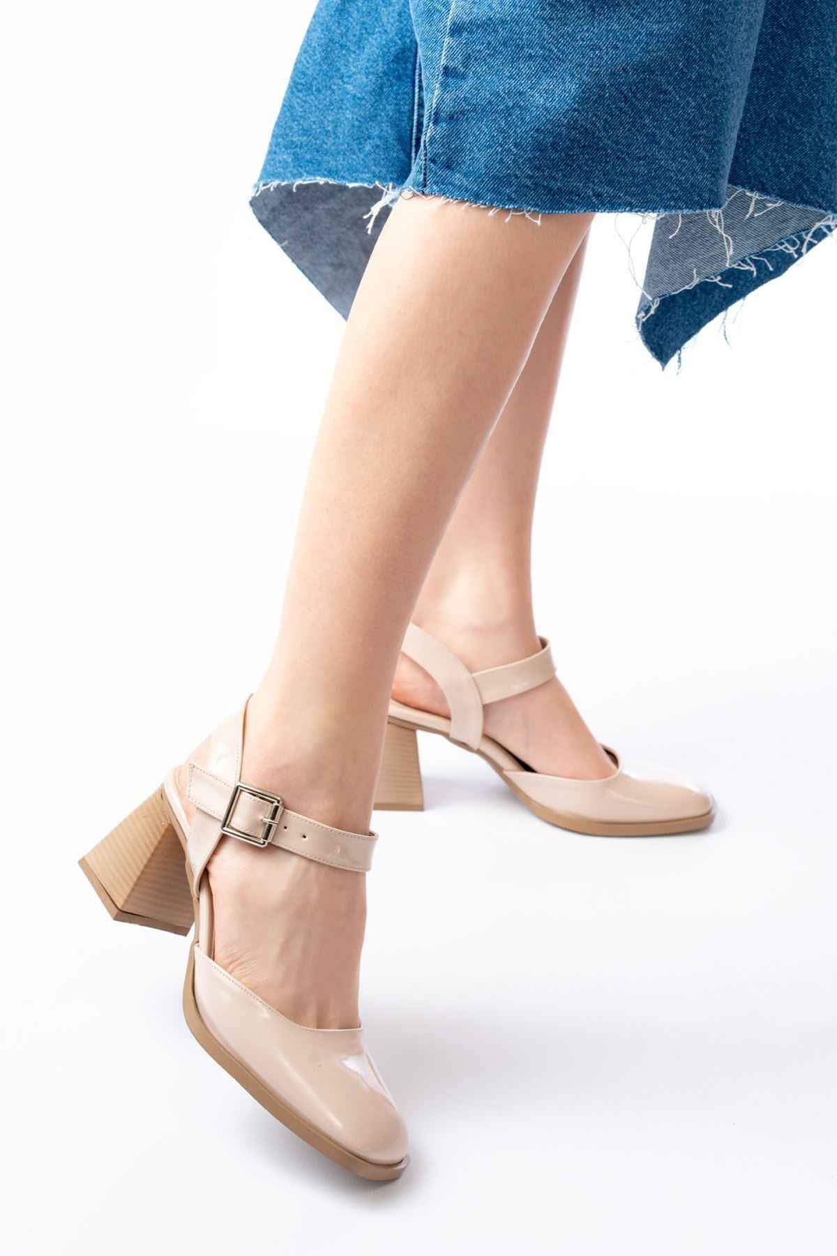 Ayakkabı Aşkı Inf-40450 Bej Rugan Günlük Arkası Açık Topuklu Bayan Ayakkabı