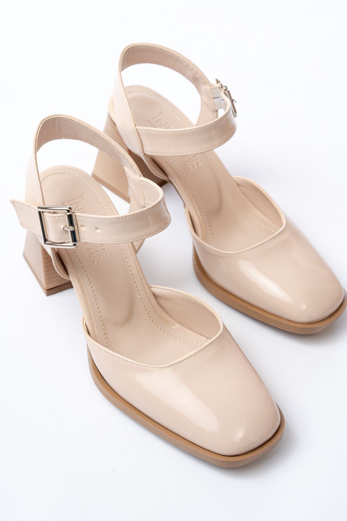 Ayakkabı Aşkı İNF-40450 Bej Rugan Günlük Arkası Açık Topuklu Bayan Ayakkabı