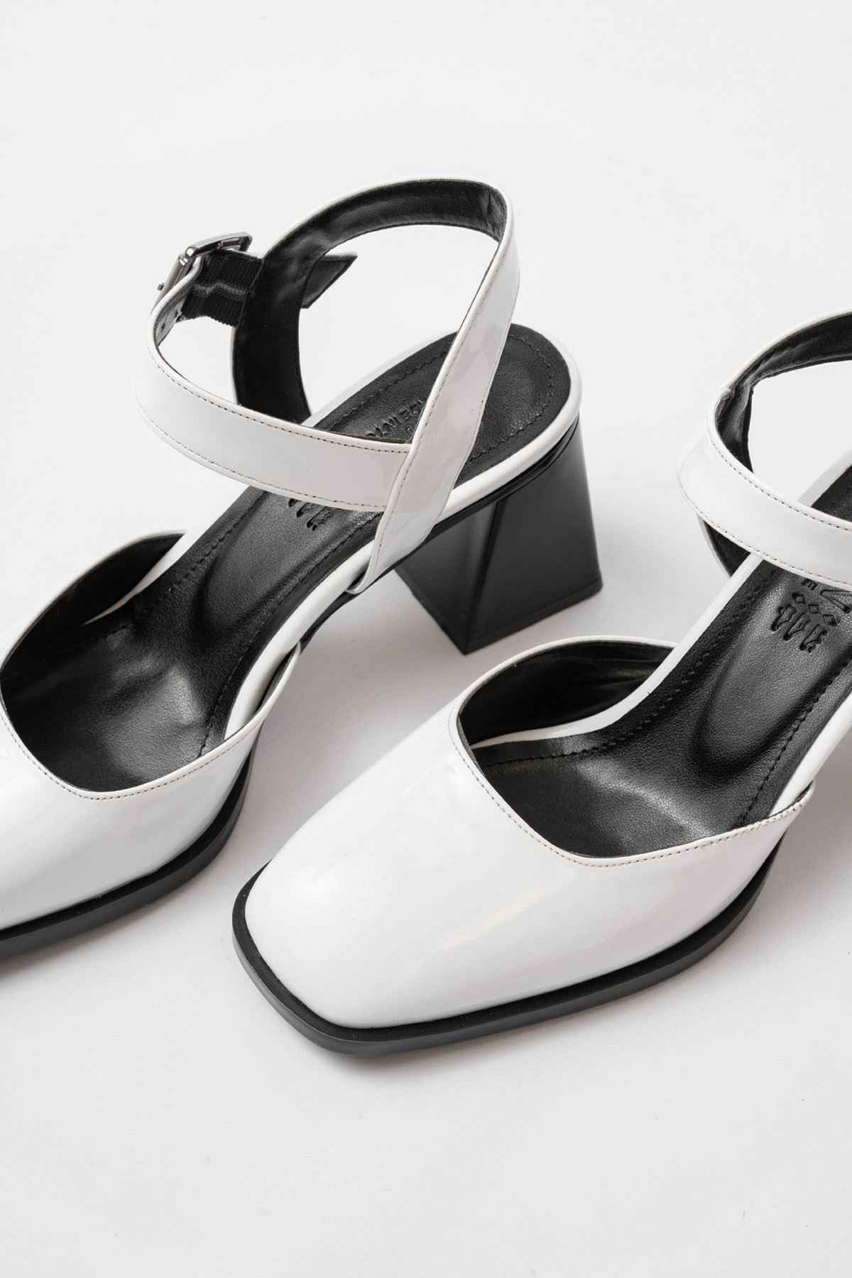 Ayakkabı Aşkı Inf-40450 Beyaz Rugan Günlük Arkası Açık Topuklu Bayan Ayakkabı