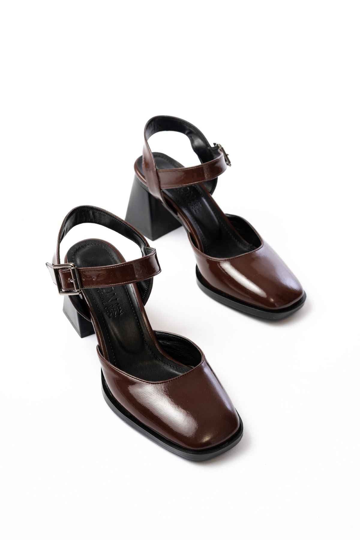 Ayakkabı Aşkı Inf-40450 Kahve Rugan Günlük Arkası Açık Topuklu Bayan Ayakkabı