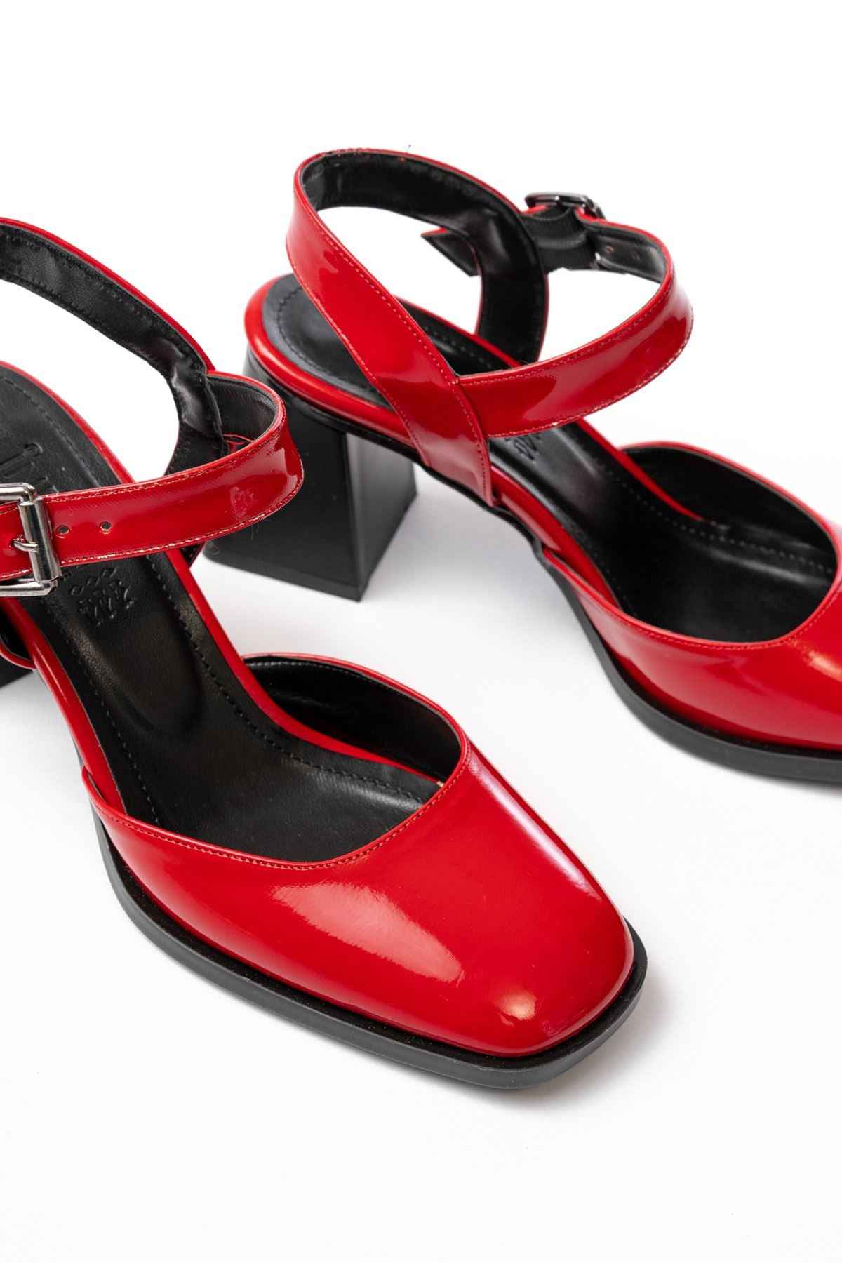 Ayakkabı Aşkı Inf-40450 Kırmızı Rugan Günlük Arkası Açık Topuklu Bayan Ayakkabı