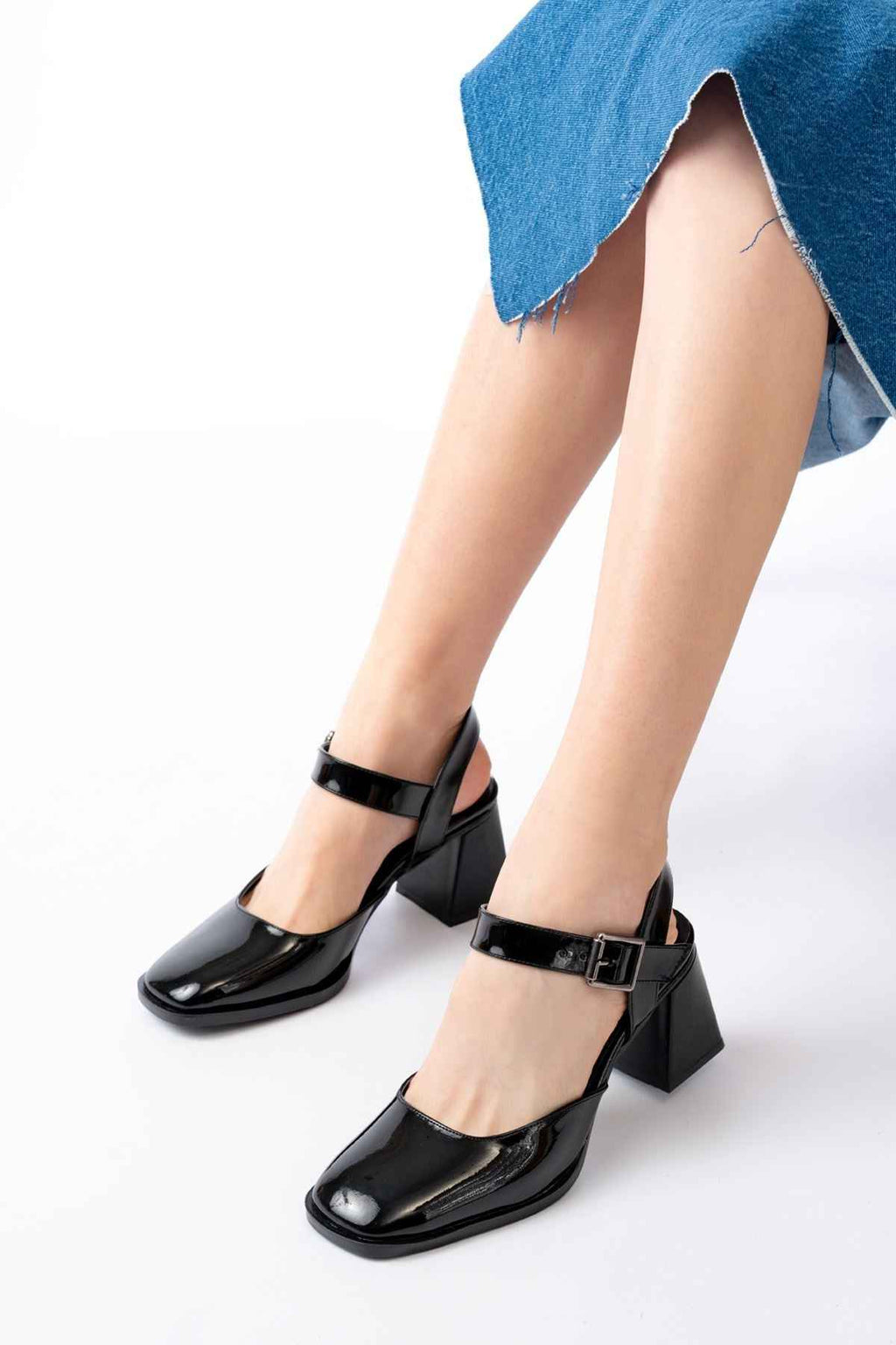 Ayakkabı Aşkı Inf-40450 Siyah Rugan Günlük Arkası Açık Topuklu Bayan Ayakkabı