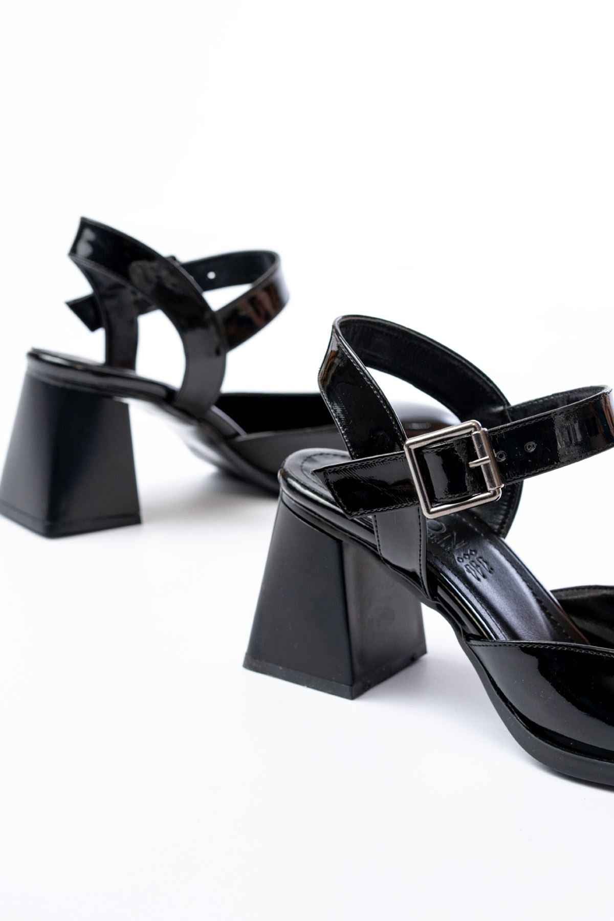 Ayakkabı Aşkı Inf-40450 Siyah Rugan Günlük Arkası Açık Topuklu Bayan Ayakkabı