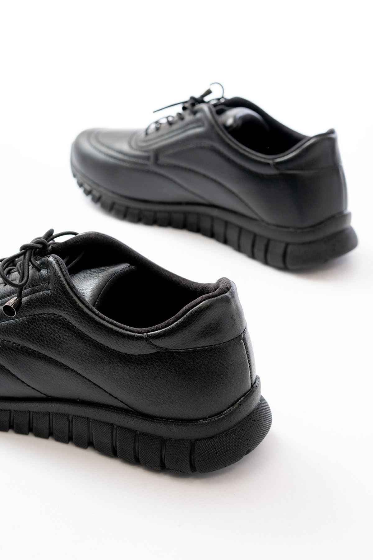 Ayakkabı Aşkı K-504 Siyah Bağcıklı Desenli Günlük Spor Ayakkabı