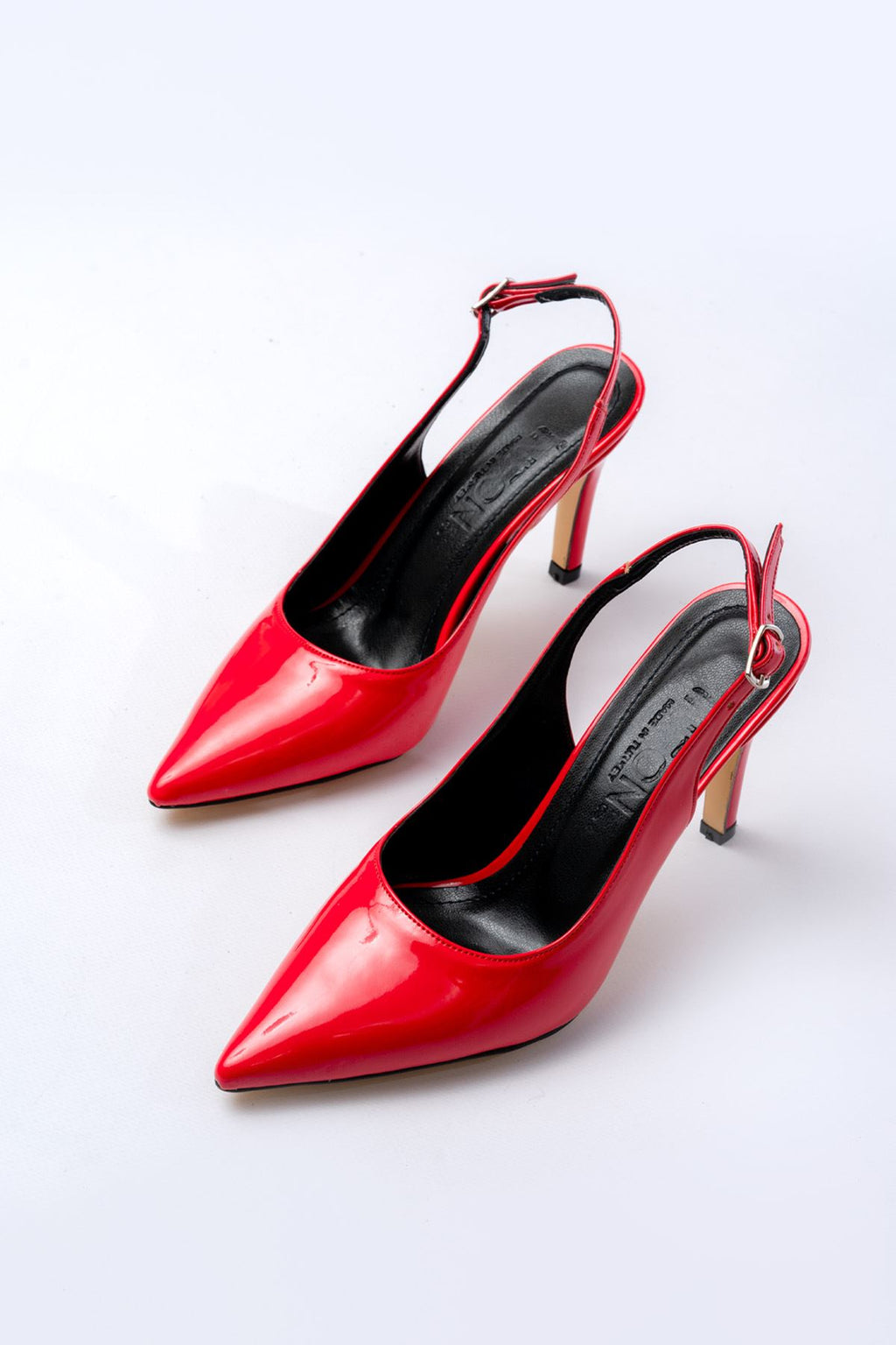 Ayakkabı Aşkı Kırmızı Rugan Günlük Arkası Açık 9 cm Topuklu Kadın Ayakkabı - Ayakkabı Aşkı