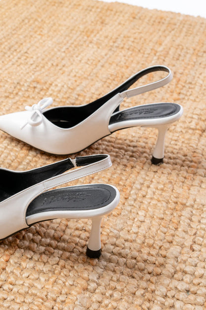 Ayakkabı Aşkı İNF-45 Beyaz Rugan Günlük Arkası Açık Fiyonklu Topuklu Bayan Ayakkabı