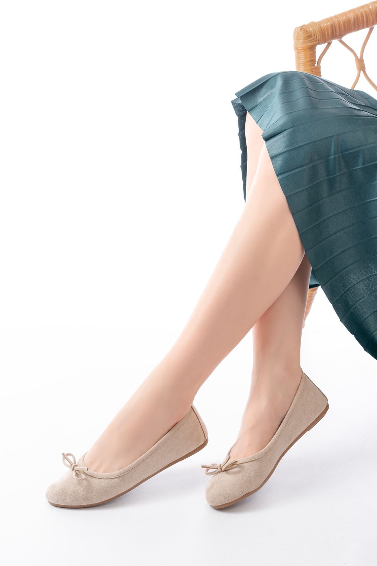 Ayakkabı Aşkı 6101 Bej Süet Fiyonklu Günlük Kadın Babet - Ayakkabı Aşkı