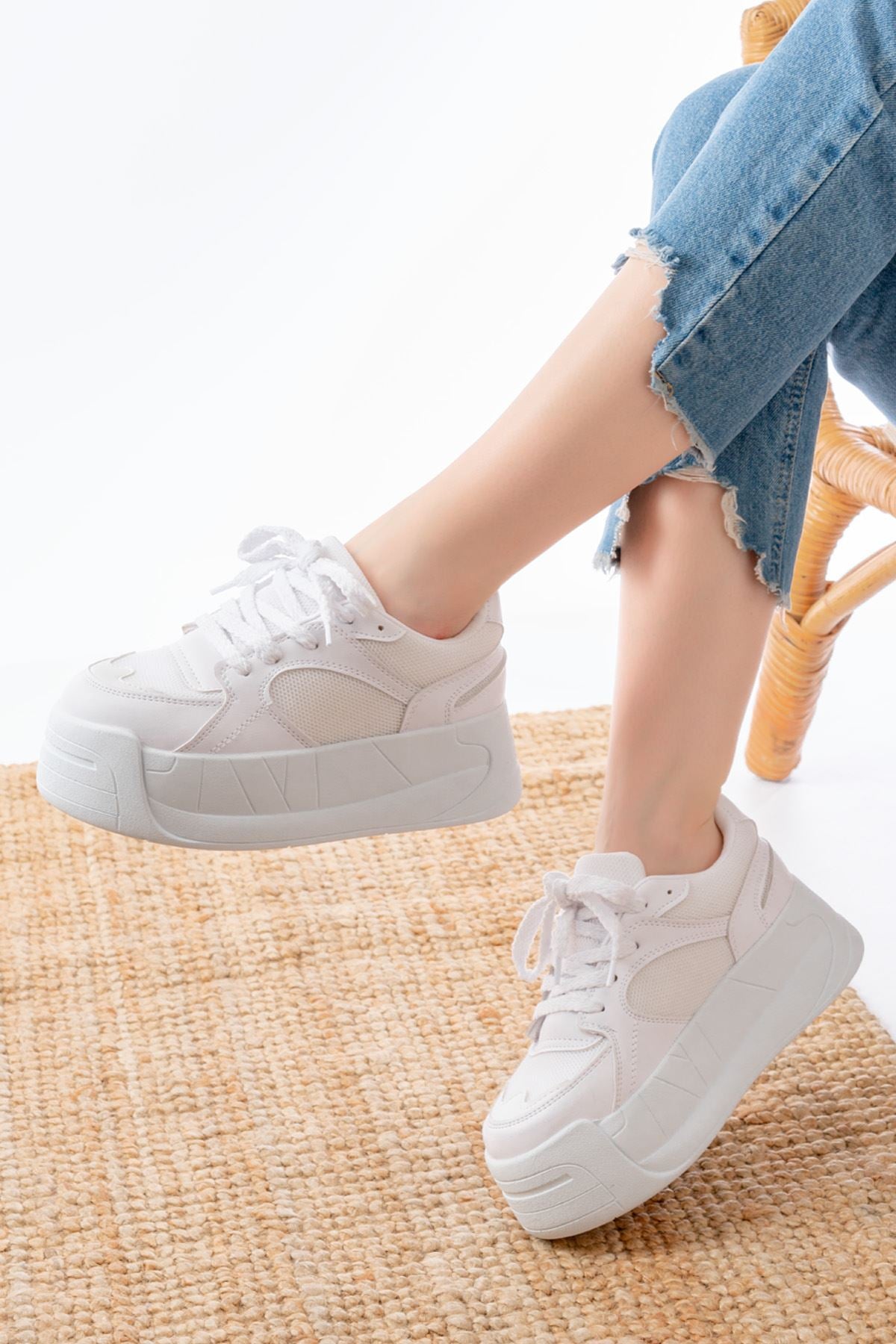 Ayakkabı Aşkı Beyaz Garni Bağcıklı Fileli Yüksek Taban Günlük Spor Ayakkabı - Ayakkabı Aşkı