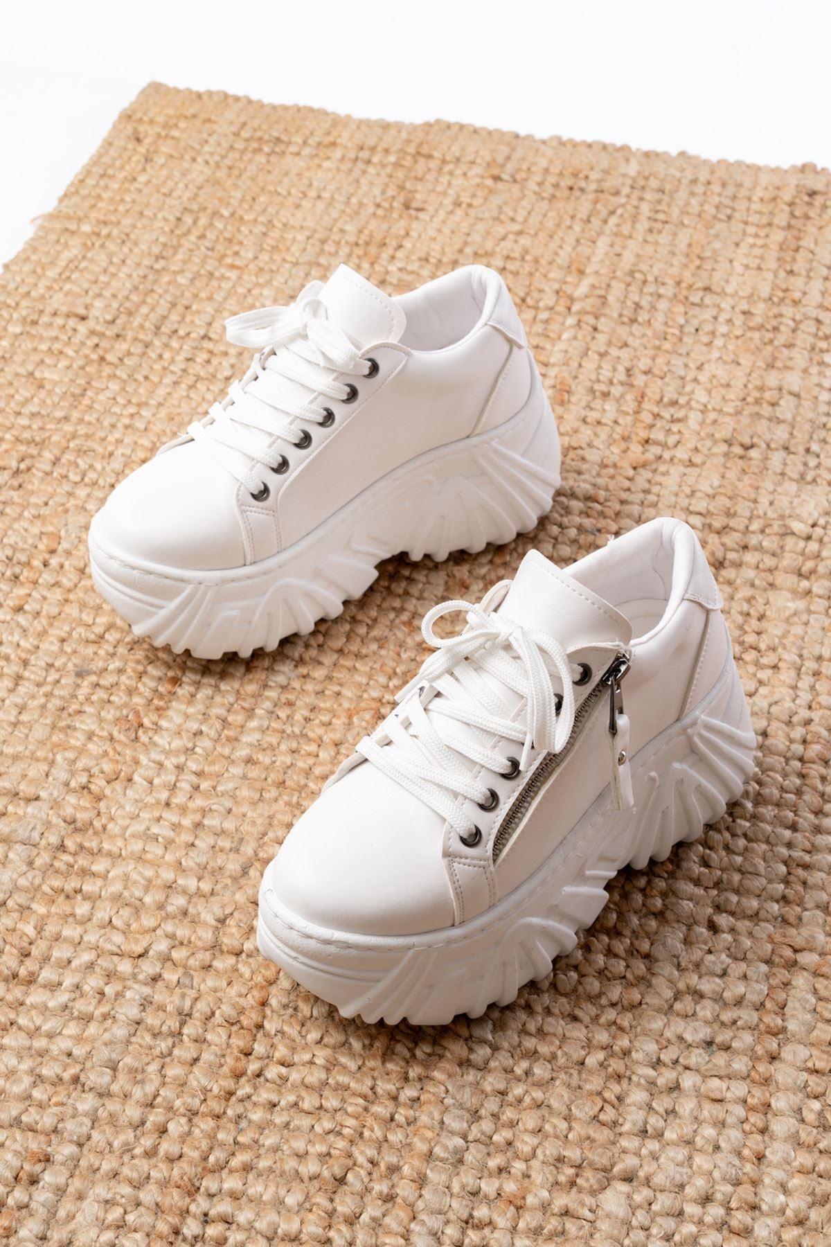 Ayakkabı Aşkı Beyaz Bağcıklı Fermuarlı Yüksek Taban Günlük Spor Ayakkabı - Ayakkabı Aşkı