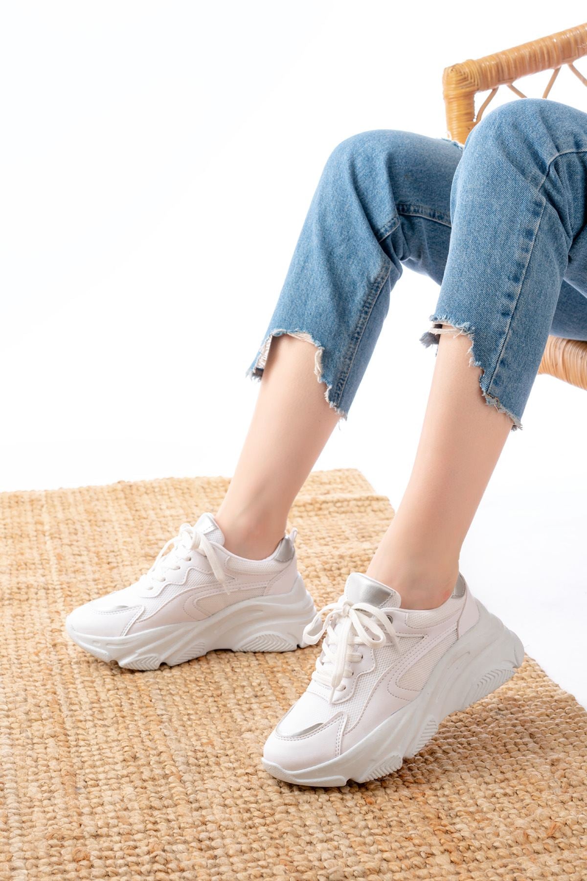 Ayakkabı Aşkı Beyaz Gümüş Bağcıklı Fileli Günlük Spor Ayakkabı