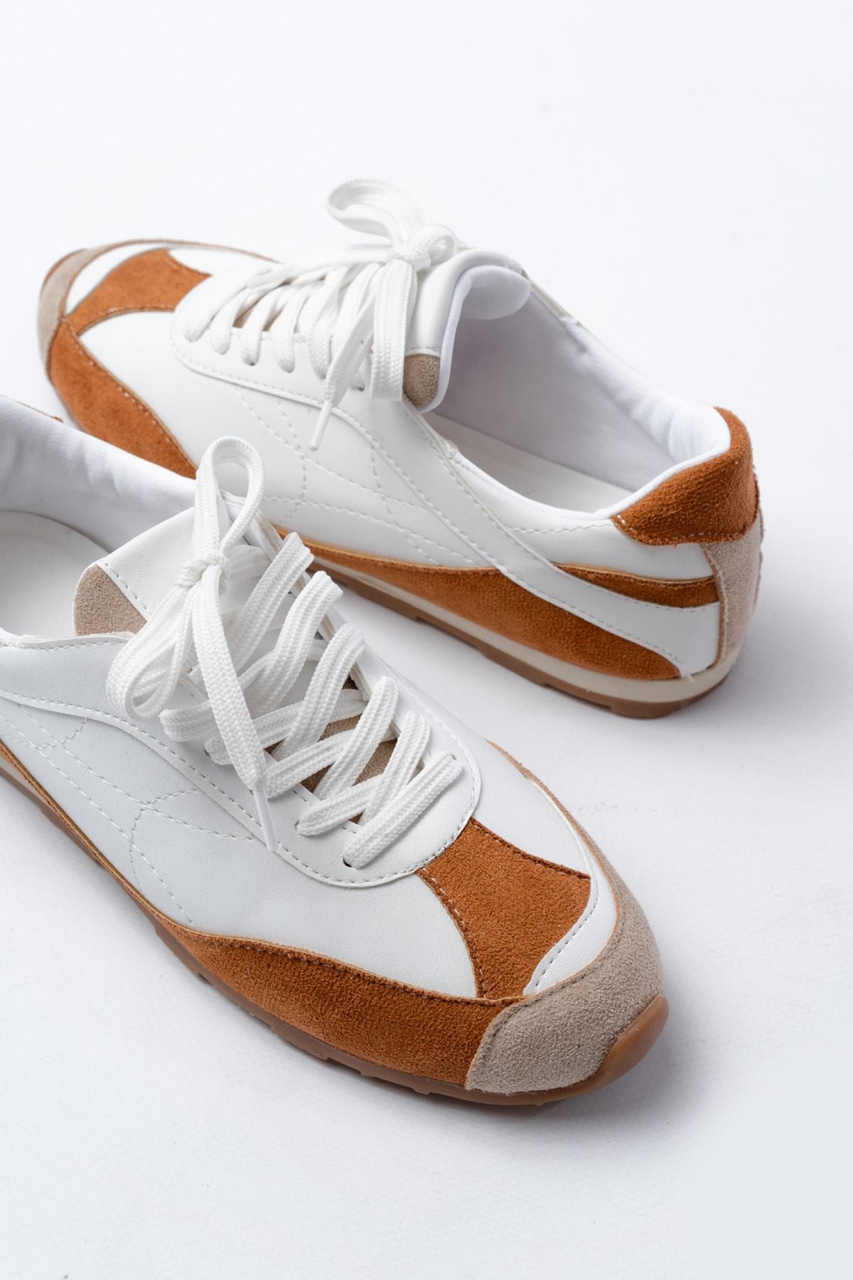 Ayakkabı Aşkı Taba Garni İnce Taban Günlük Spor Ayakkabı