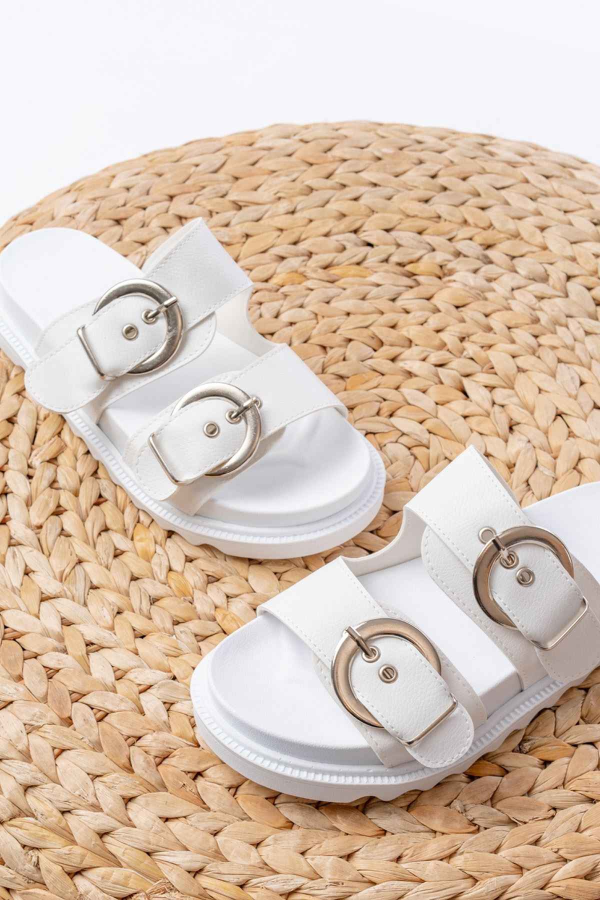 Ayakkabı Aşkı Dm-6010 Beyaz Toka Aksesuarlı Günlük Kadın Terlik
