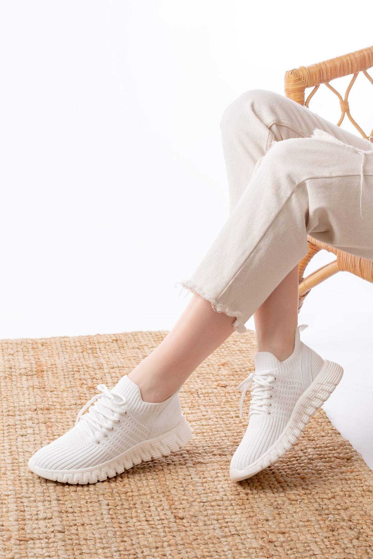 Ayakkabı Aşkı Beyaz Bağcıklı Failon Taban Günlük Spor Ayakkabı - Ayakkabı Aşkı