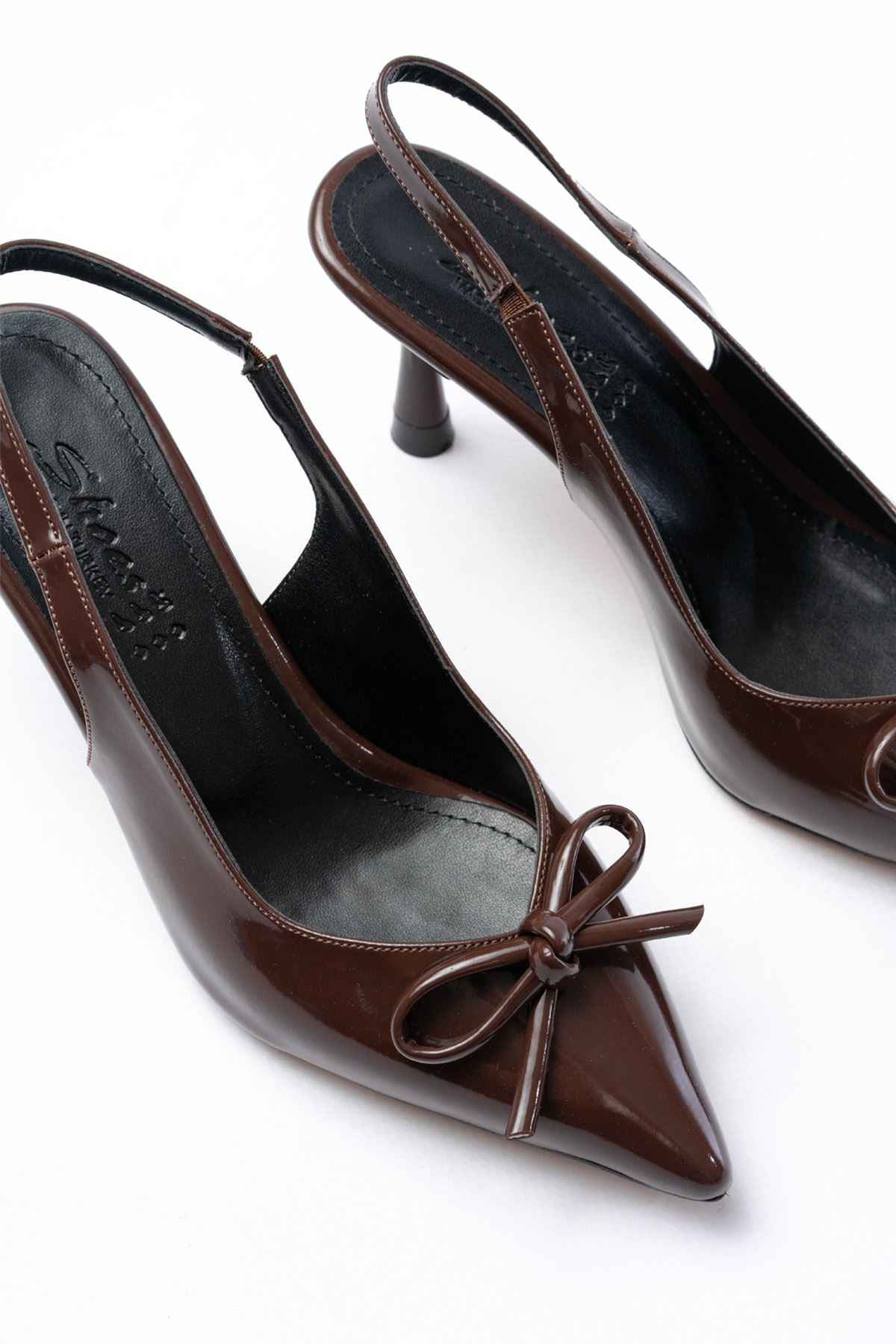 Ayakkabı Aşkı Inf-4500 Kahve Rugan Günlük Arkası Açık Fiyonklu Topuklu Bayan Ayakkabı