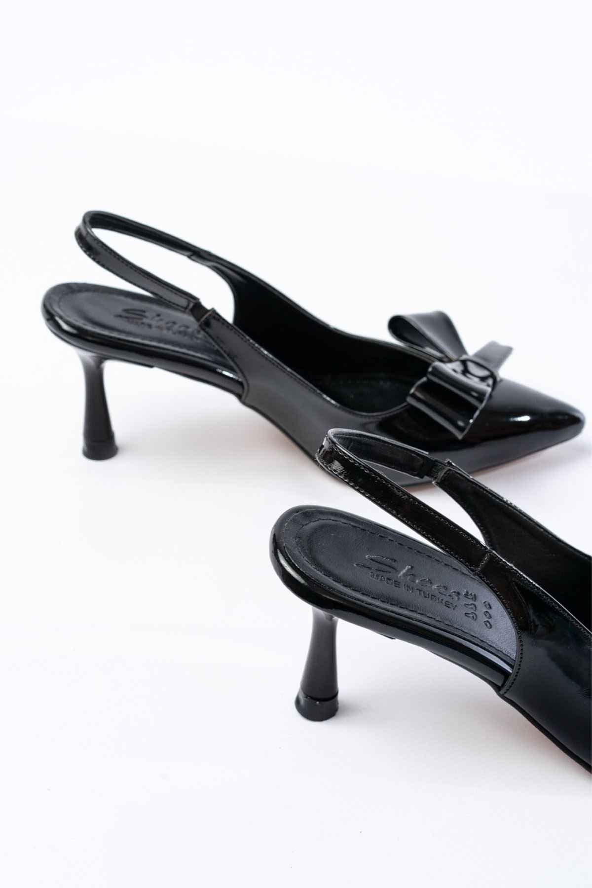 Ayakkabı Aşkı Inf-4501 Siyah Rugan Günlük Arkası Açık Fiyonklu Topuklu Bayan Ayakkabı