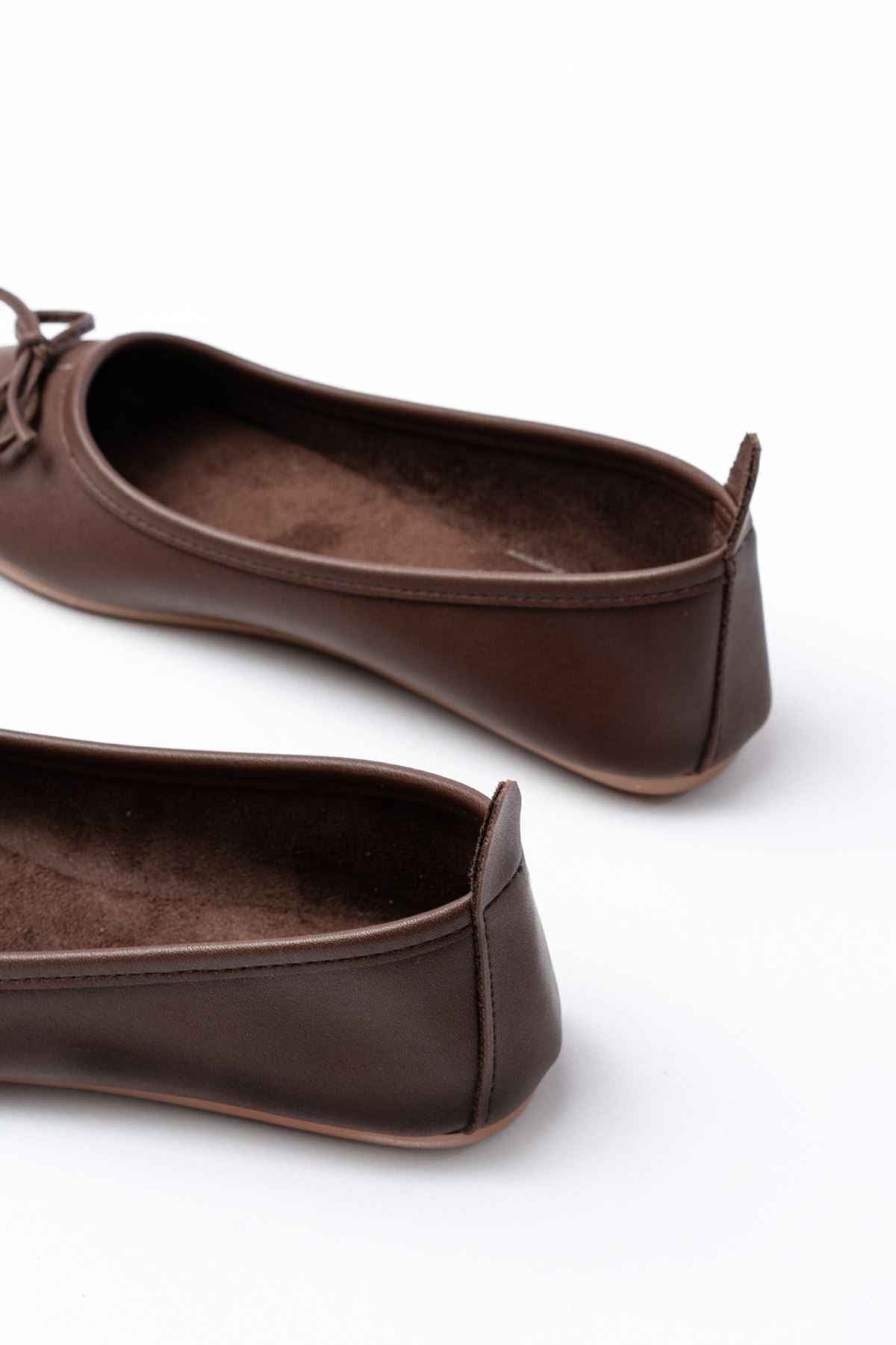 Ayakkabı Aşkı 6101 Kahve Günlük  Fiyonklu Kadın Babet