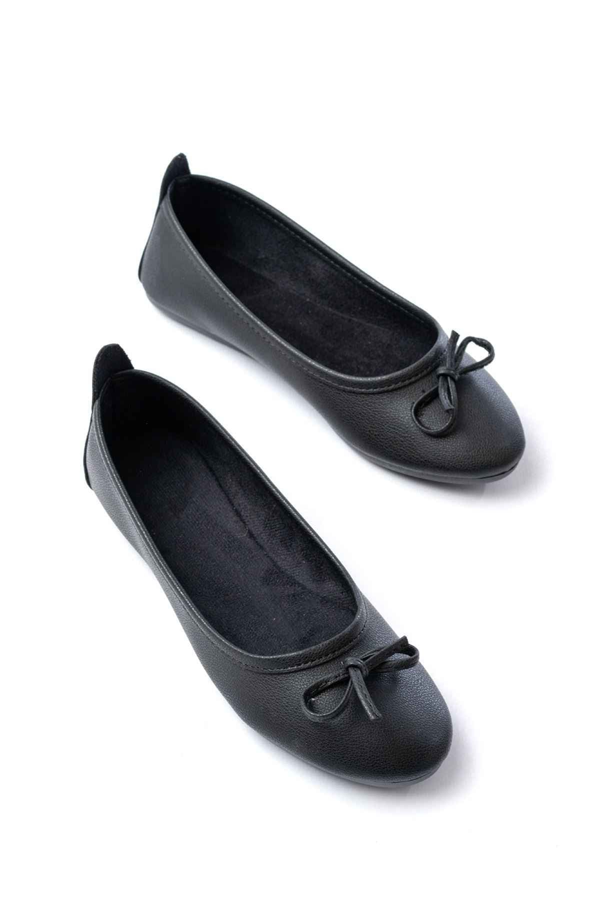 Ayakkabı Aşkı 6101 Siyah Günlük  Fiyonklu Kadın Babet