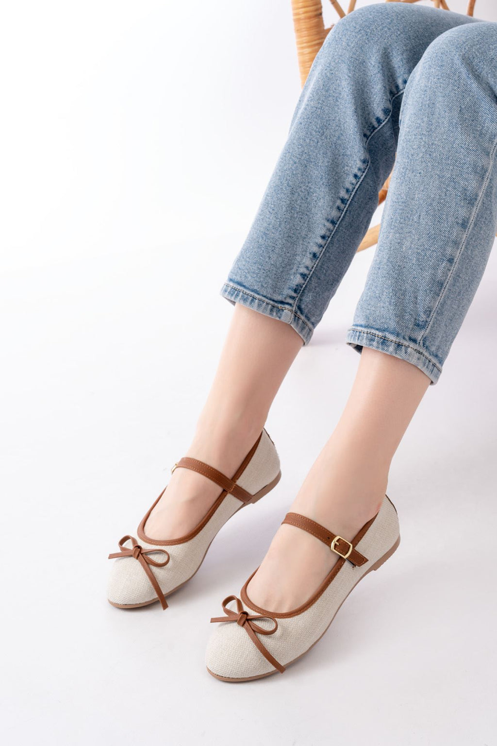 Ayakkabı Aşkı 6321 Bej Keten Günlük Baret Tokalı Bayan Babet - Ayakkabı Aşkı