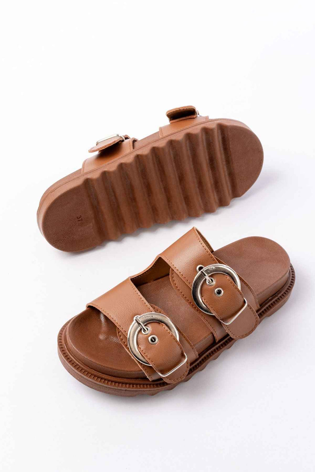 Ayakkabı Aşkı Dm-6010 Taba Toka Aksesuarlı Günlük Kadın Terlik