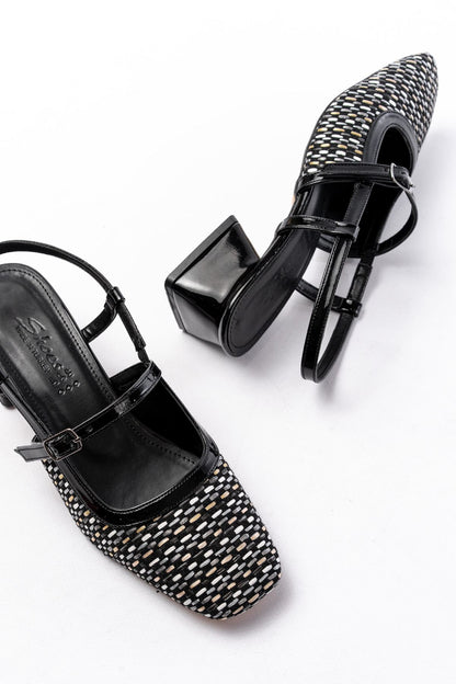 Ayakkabı Aşkı 72 Siyah Desenli Arkası Açık Günlük Kadın Sandalet