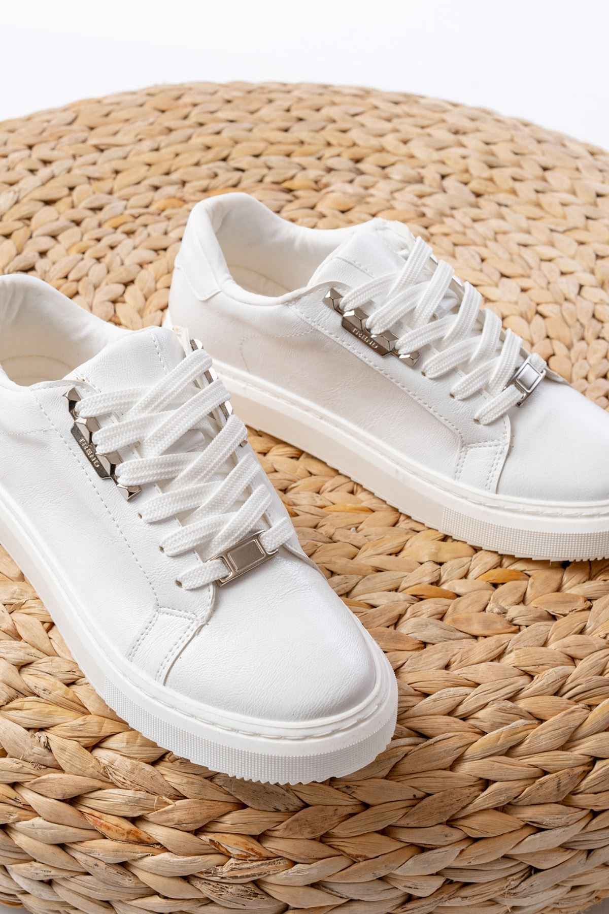 Ayakkabı Aşkı P-910 Beyaz Bağcıklı Taban Dikişli Günlük Kadın Spor