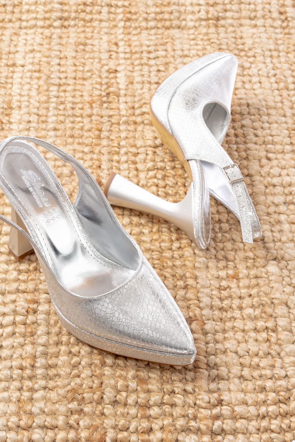 Ayakkabı Aşkı Gümüş Günlük Arkası Açık Yılan Desenli Topuklu Bayan Ayakkabı - Ayakkabı Aşkı