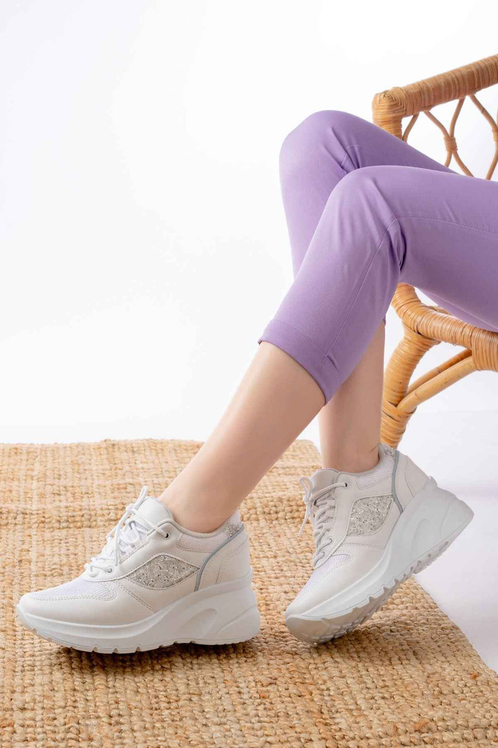 Ayakkabı Aşkı F-185 Beyaz Günlük Bağcıklı Taş Aksesuarlı Yazlık Spor Ayakkabı