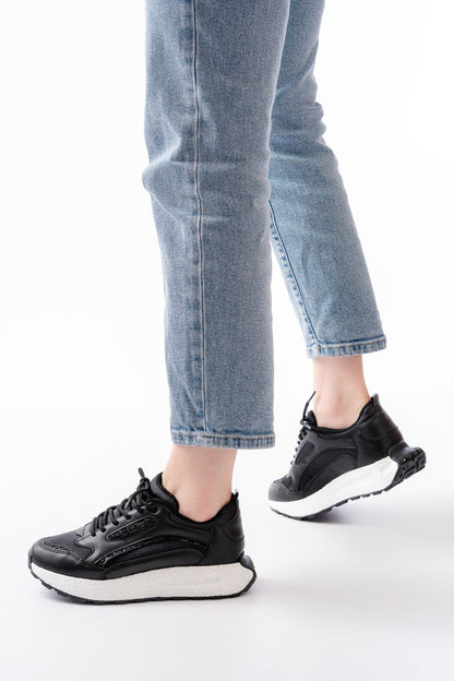 Ayakkabı Aşkı Siyah Bağcıklı Saten Taş Aksesuarlı Günlük Spor Ayakkabı