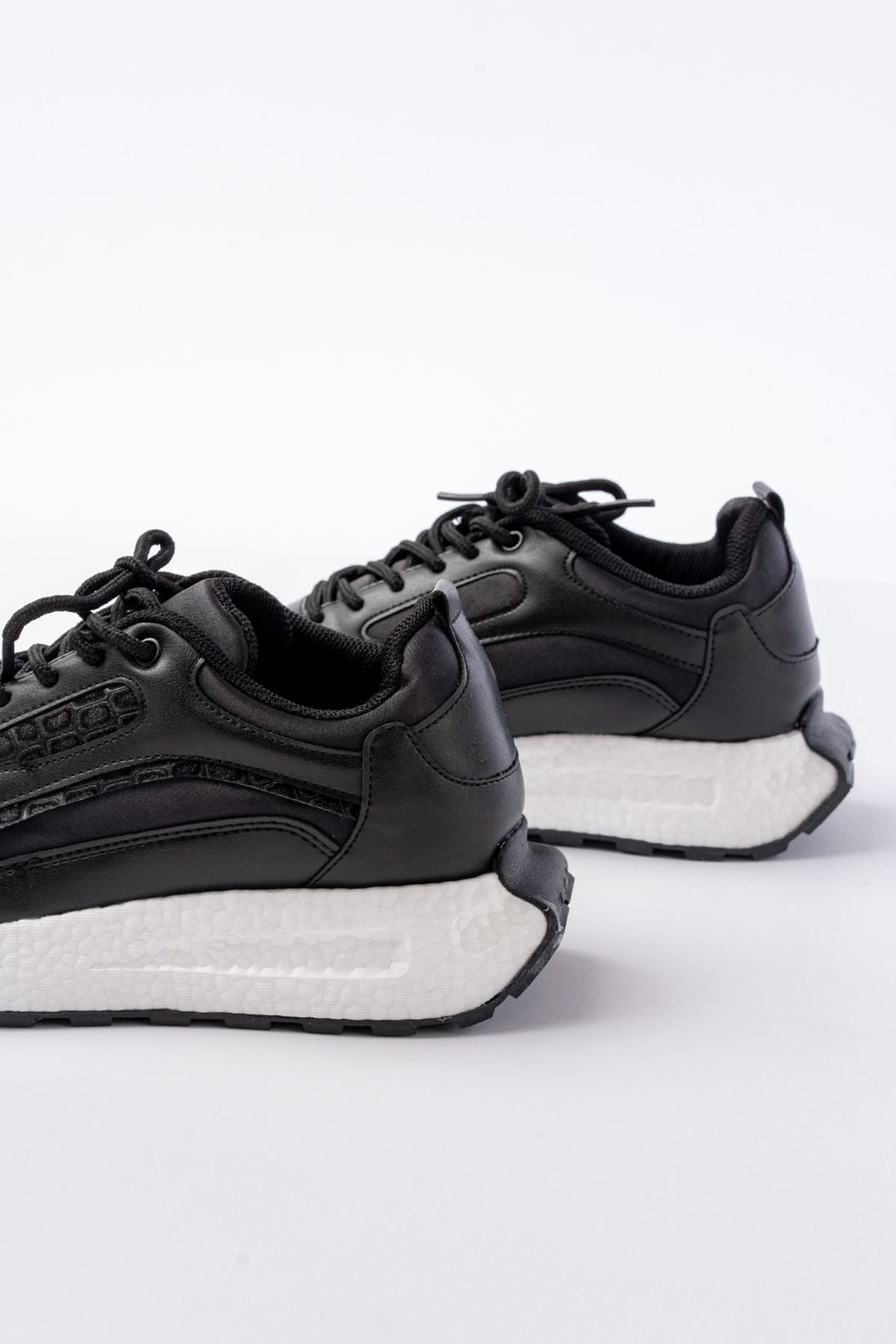 Ayakkabı Aşkı Siyah Bağcıklı Saten Taş Aksesuarlı Günlük Spor Ayakkabı