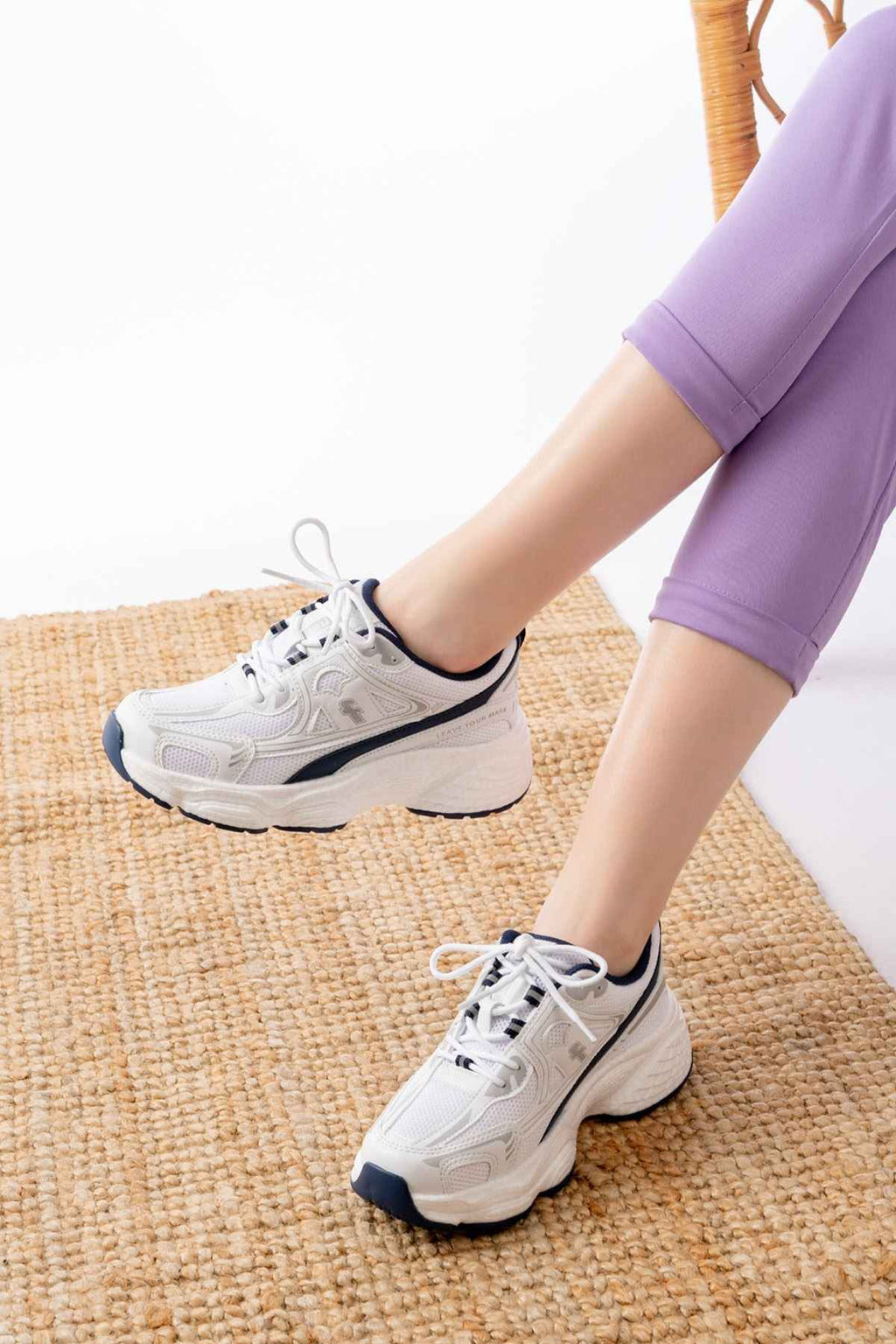 Ayakkabı Aşkı F-329 Beyaz Günlük Bağcıklı Lacivert Desenli Yazlık Spor Ayakkabı