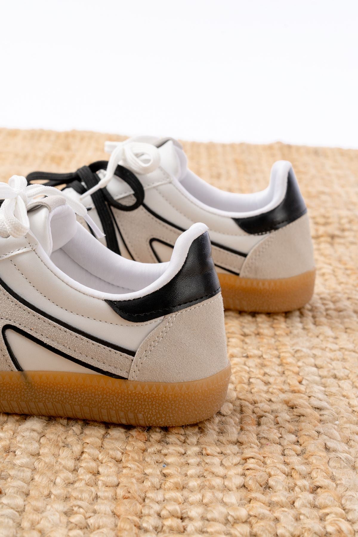 Ayakkabı Aşkı Beyaz Garni Bağcıklı Termo Taban Günlük Kadın Spor - Ayakkabı Aşkı