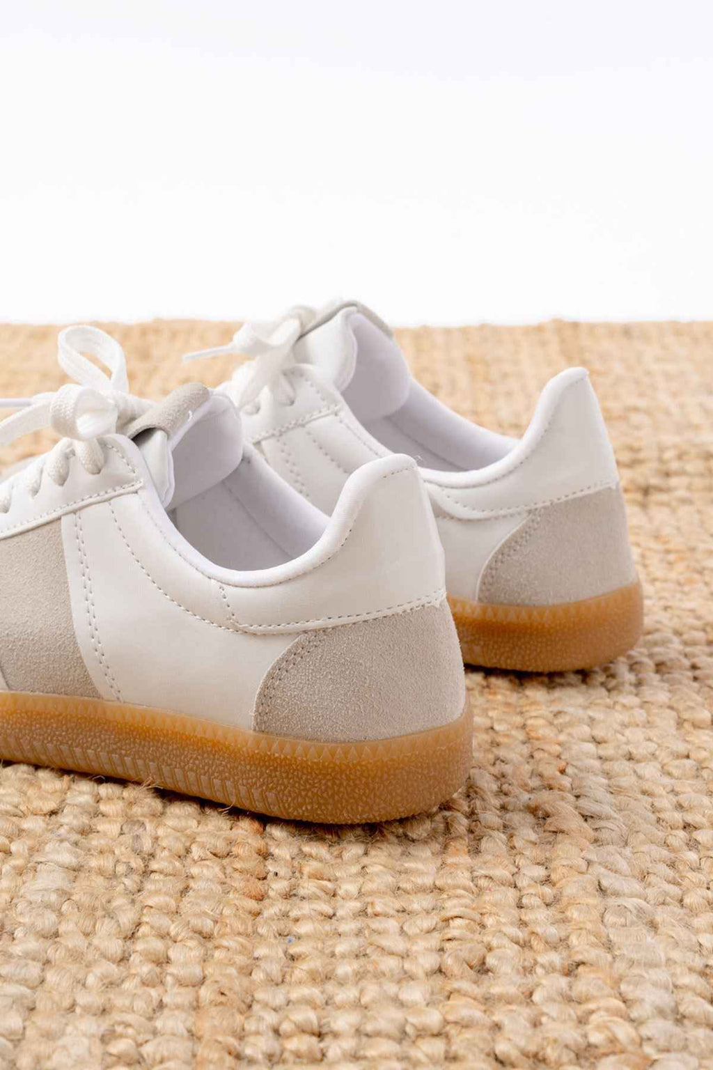 Ayakkabı Aşkı M-6006 Beyaz Garni  Bağcıklı Termo Taban Günlük Kadın Spor