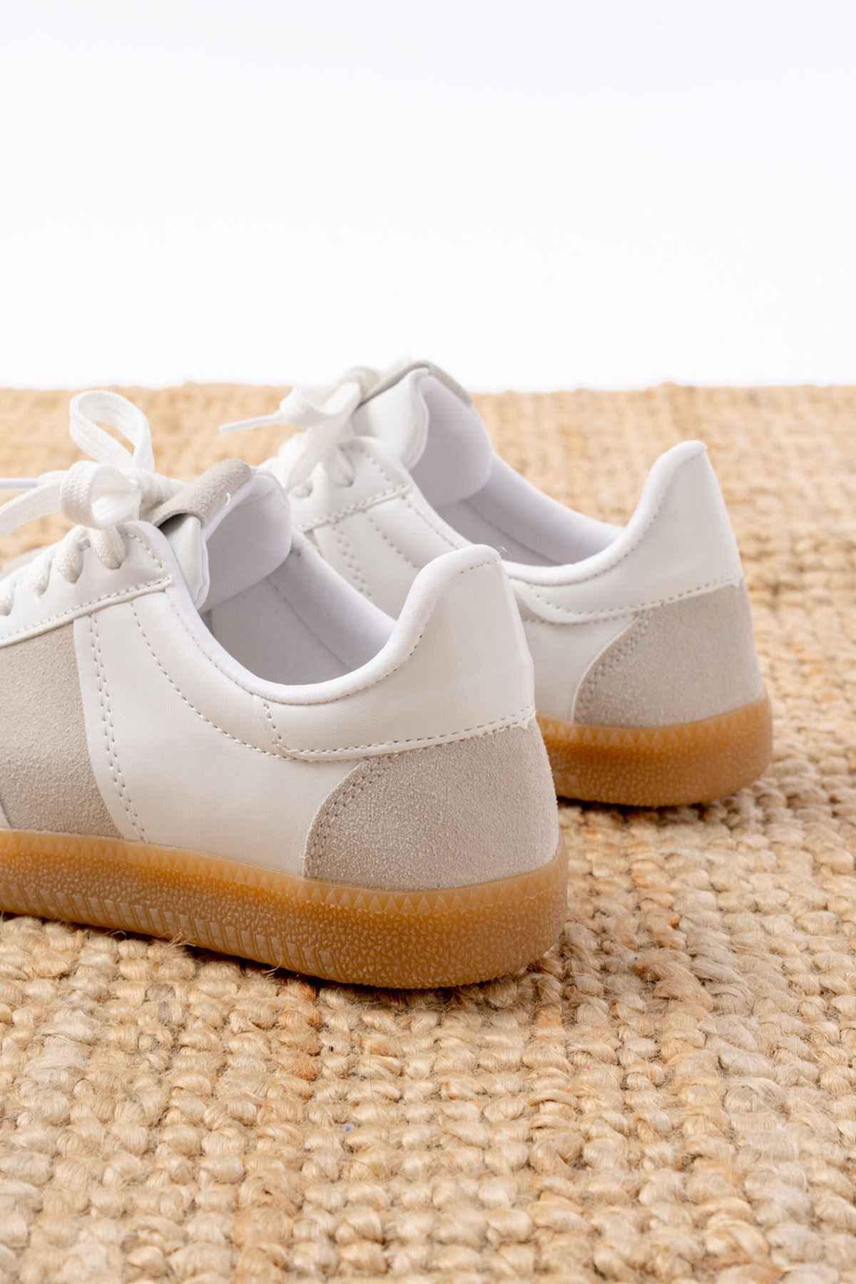 Ayakkabı Aşkı M-6006 Beyaz Garni  Bağcıklı Termo Taban Günlük Kadın Spor