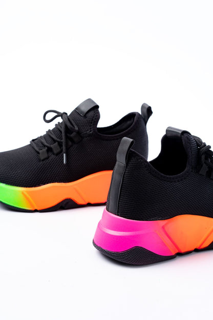 Ayakkabı Aşkı Siyah Bağcıklı Fileli Renkli Taban Günlük Kadın Spor