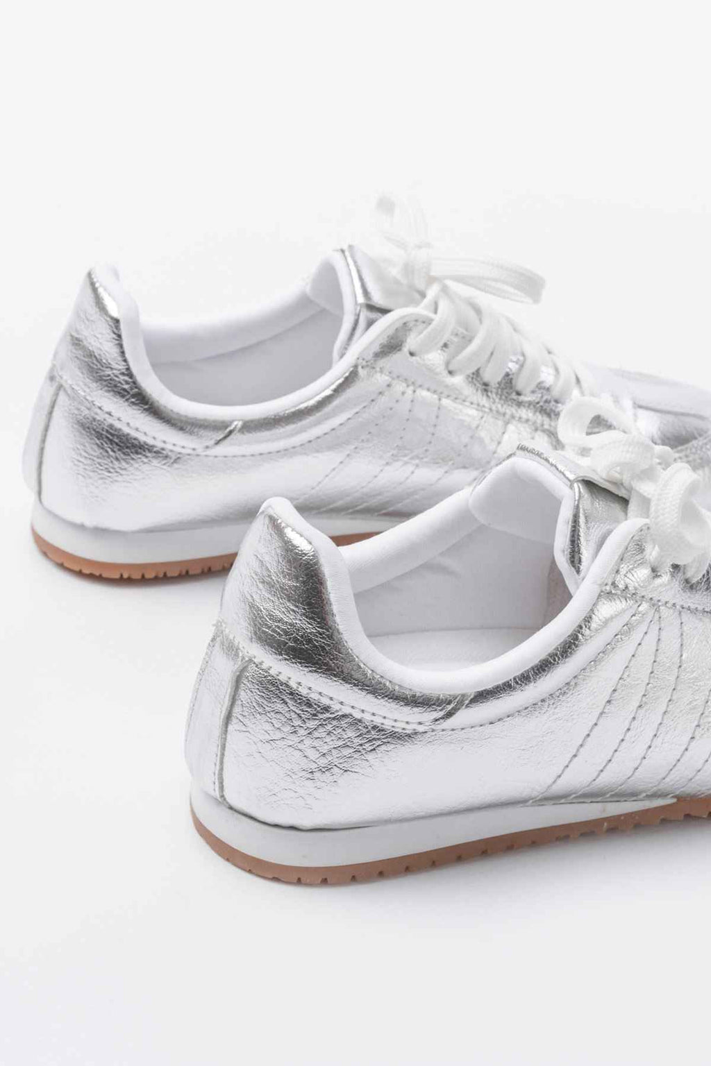 Ayakkabı Aşkı M-1009 Gümüş Rugan Bağcıklı Günlük Kadın Spor