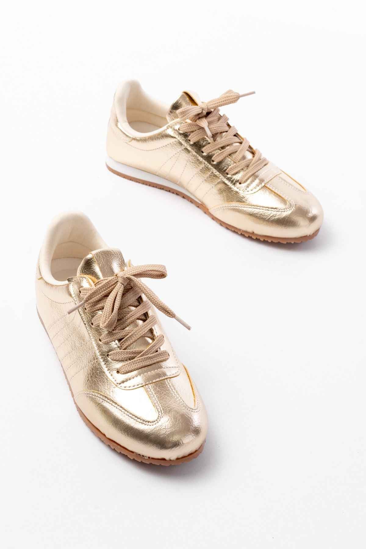 Ayakkabı Aşkı M-1009 Gold Rugan Bağcıklı Günlük Kadın Spor