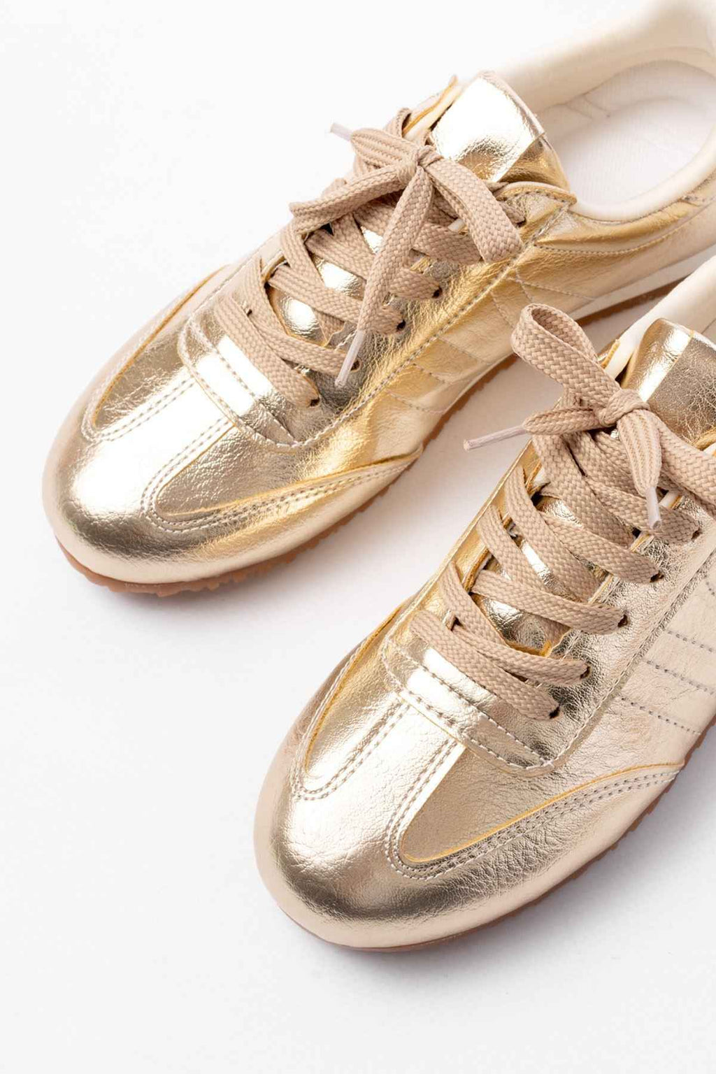 Ayakkabı Aşkı M-1009 Gold Rugan Bağcıklı Günlük Kadın Spor