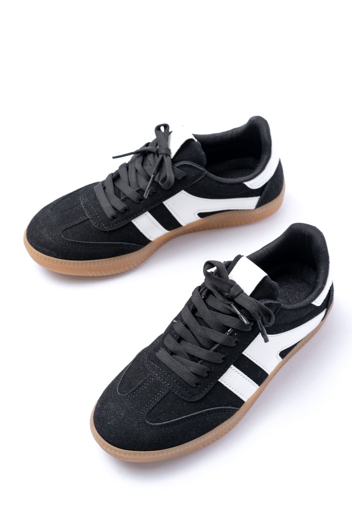 Ayakkabı Aşkı Siyah Süet Bağcıklı Termo Taban Günlük Kadın Spor