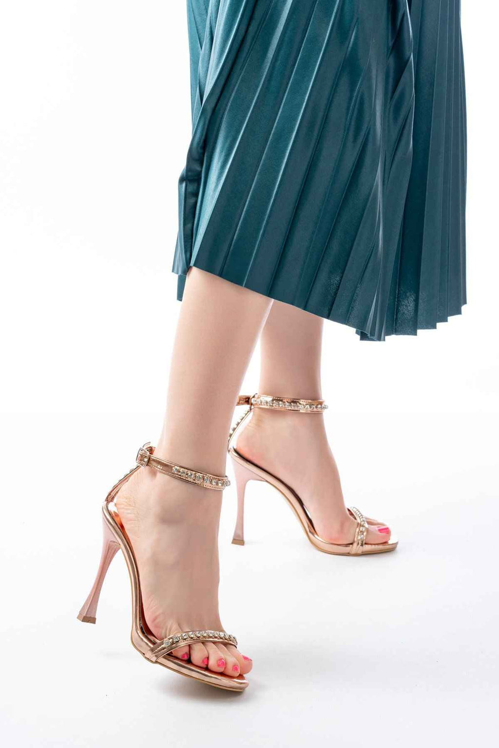 Ayakkabı Aşkı  A-30 Rose Taş Aksesuarlı Platformlu Topuklu Kadın Terlik