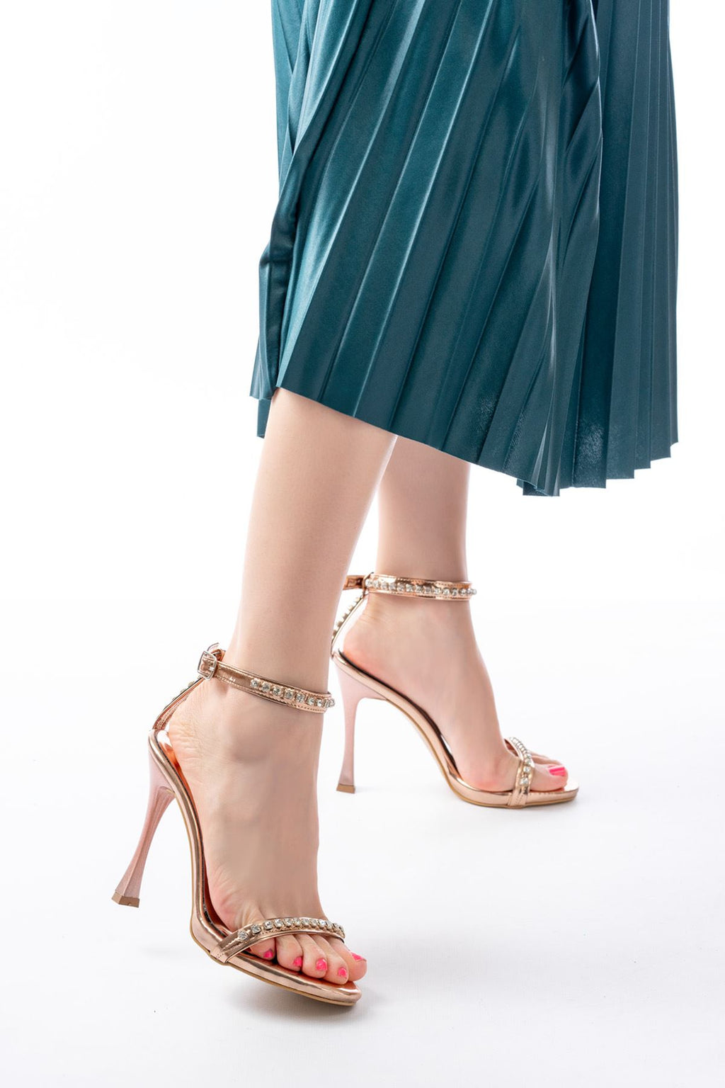 Ayakkabı Aşkı Rose Taş Aksesuarlı Platformlu Topuklu Kadın Terlik - Ayakkabı Aşkı