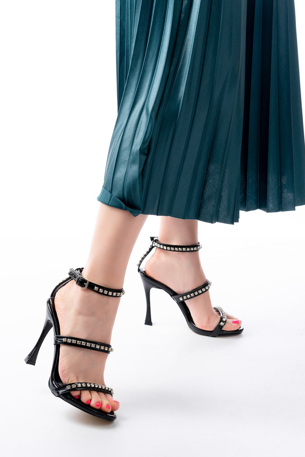 Ayakkabı Aşkı Siyah Taşlı Platformlu Topuklu Kadın Ayakkabı